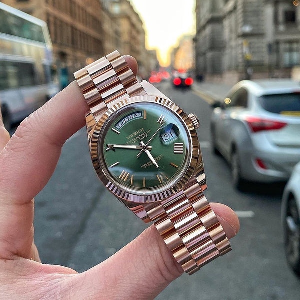 2021 New VODRICH Brand Men Watch Luxury Rose Gold Green Daydate Women Men Alloy Quartz Watch