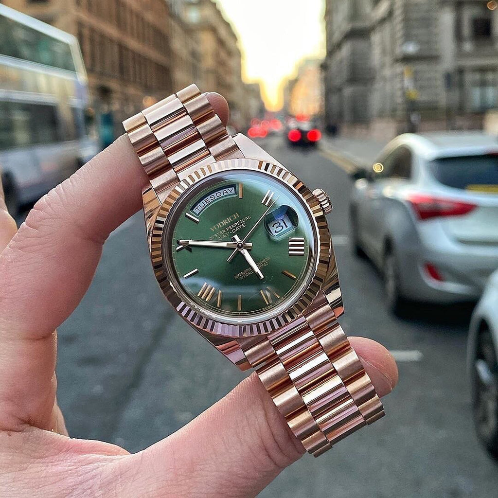 2021 Quartz watch fashion gift Rose gold Green leisure watch for men and women Stainless steel classic business watchband watch